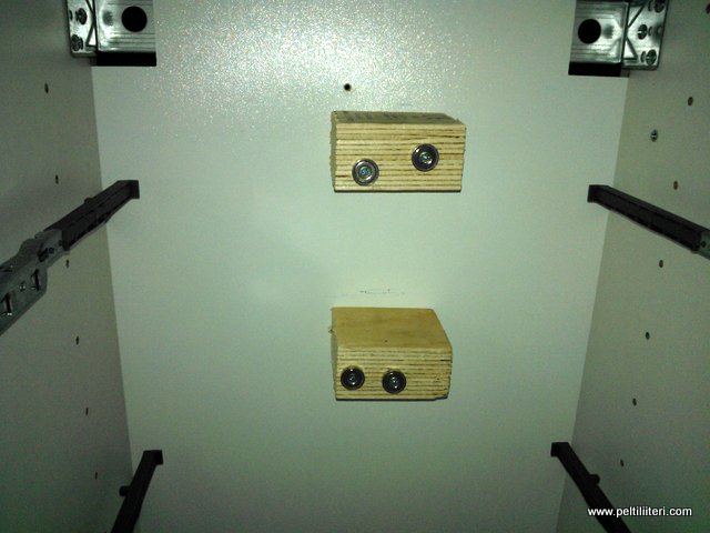 laatikkojen magneetit.jpg