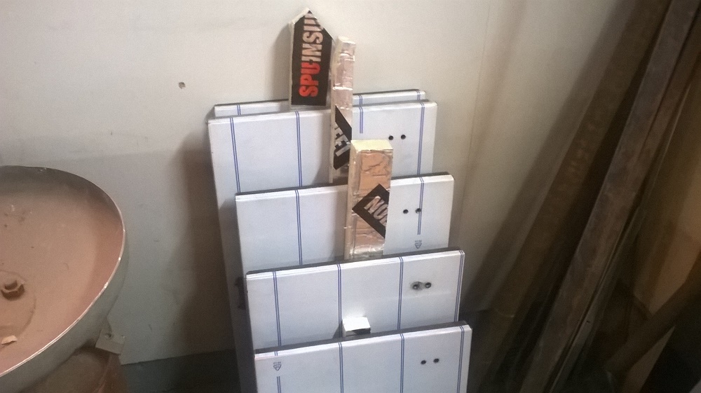 Viis koopeeällää...