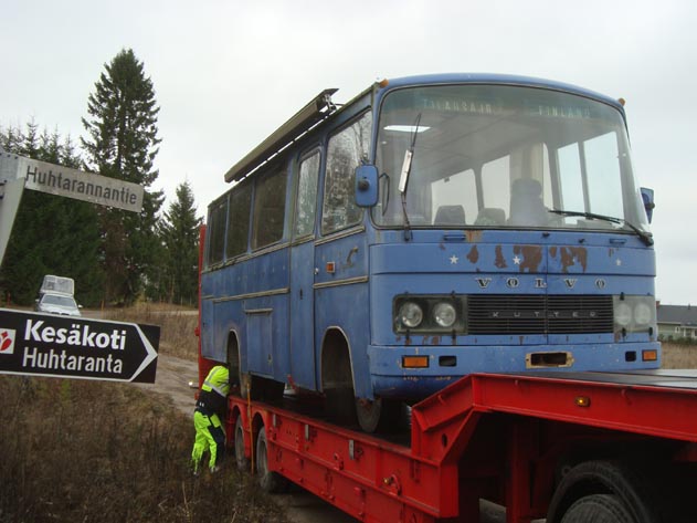 Särkkä kuljettaa kotiin