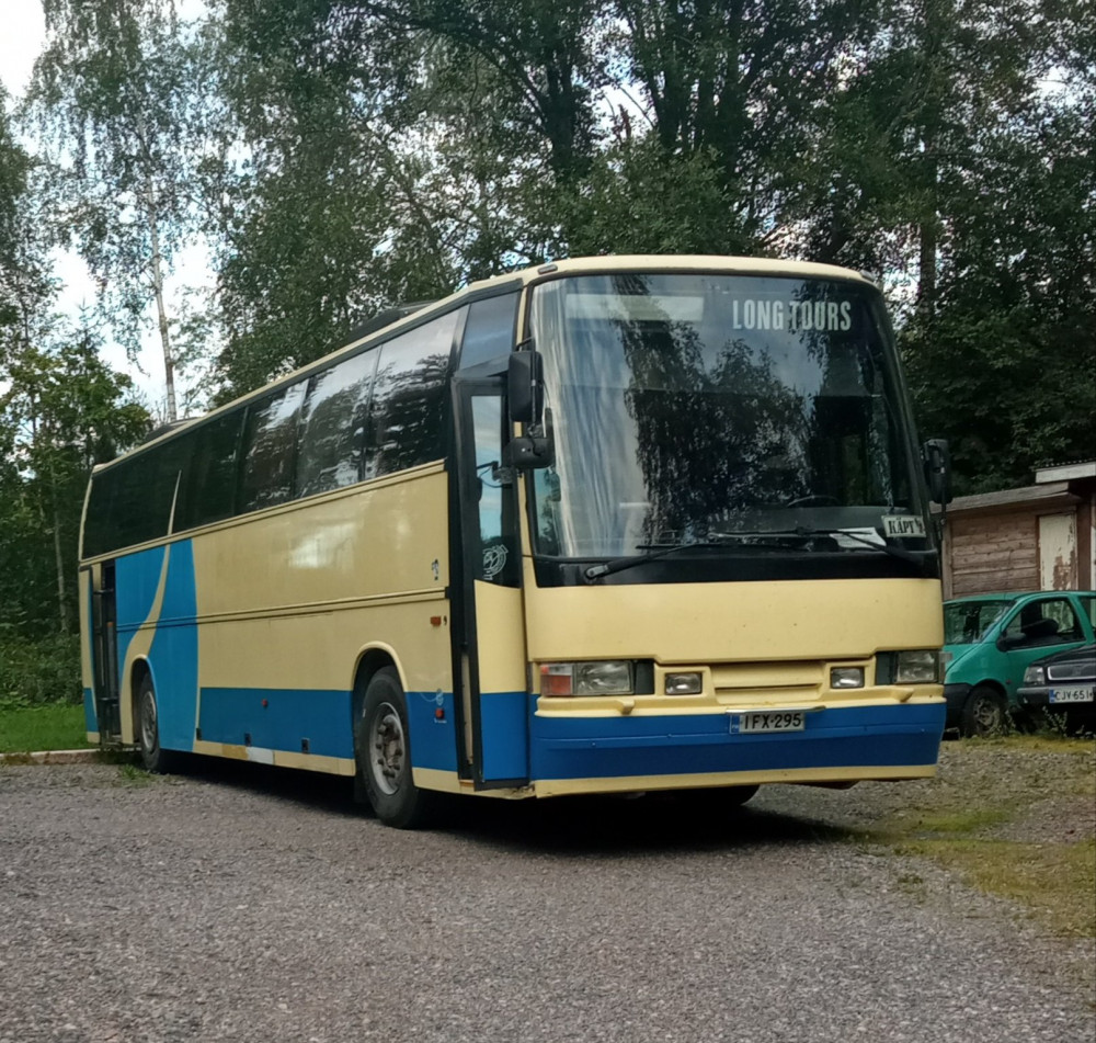 IMG_20210802_214906.jpg (527.46 KiB) Katsottu 15235 kertaa Sellane kaania. Muokkailen viel vähä sisäkuvia ku näytti olevan liia isoja.