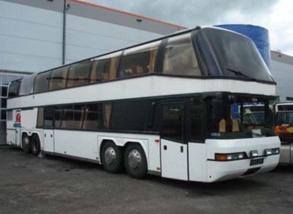 Neuplan Megaliner V8.jpg