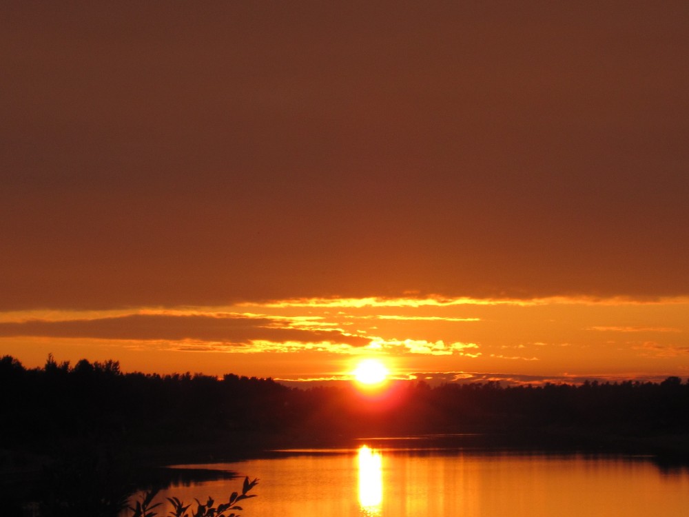 auringon lasku Vuotsossa