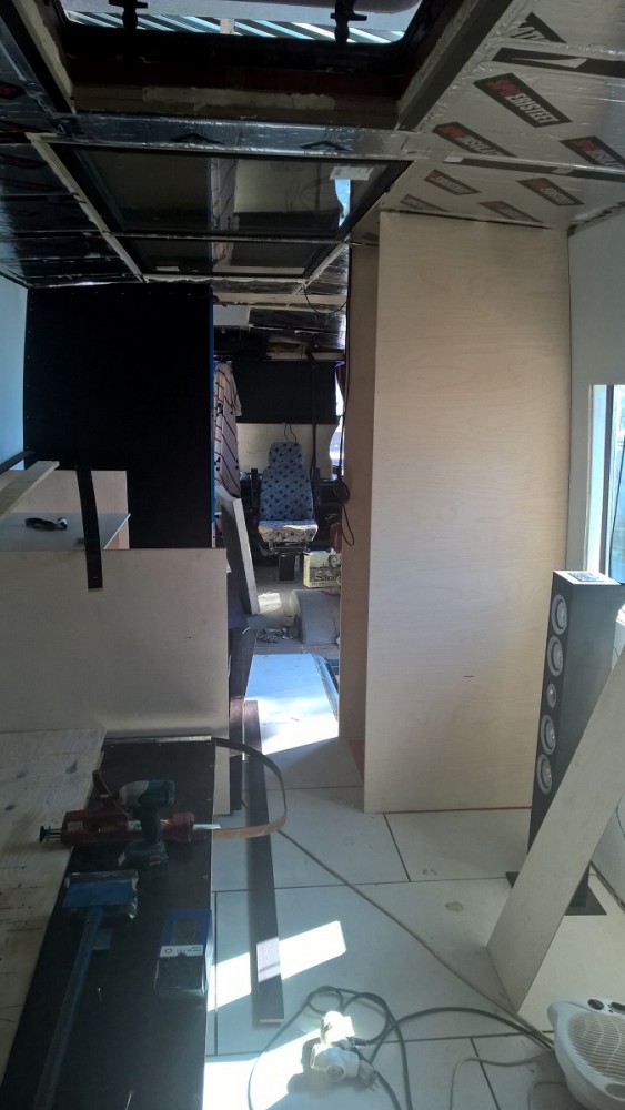 WP_20150818_12_12_17_Pro.jpg (287.49 KiB) Katsottu 24973 kertaa takkoopäen etteen katottuna