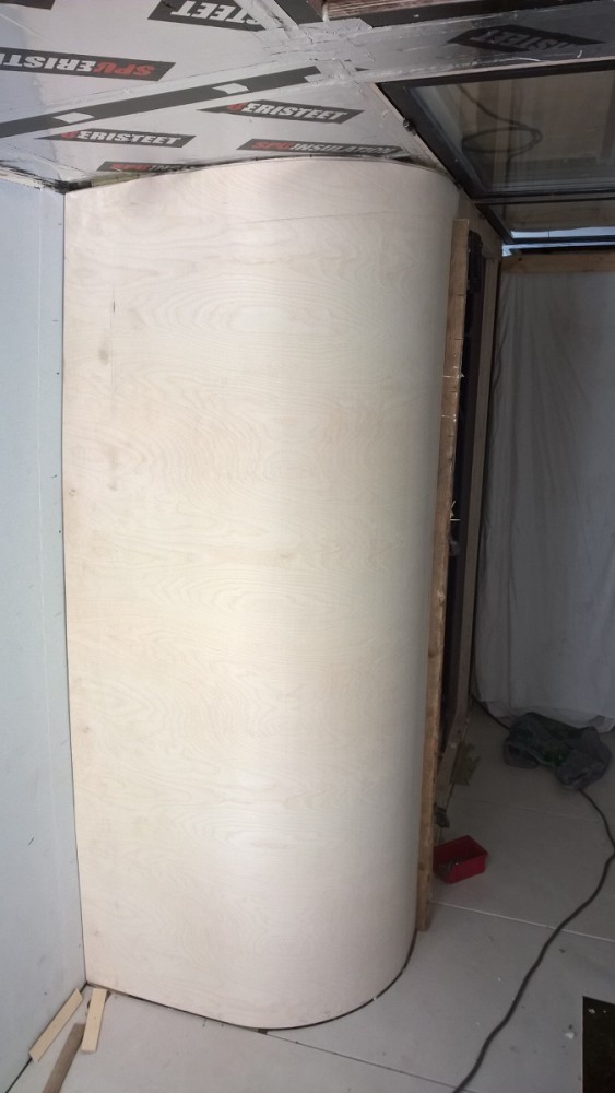 WP_20150824_13_56_57_Pro.jpg (254.31 KiB) Katsottu 24974 kertaa Liimaa väliin ja pläts... siinä on ku paska junttilan tuvan seinässä.